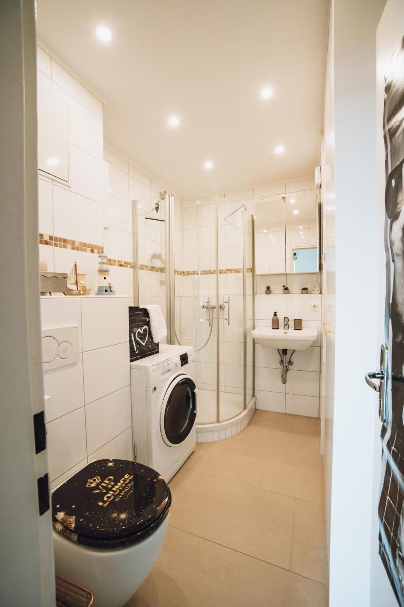 Apartment Am Neuen Teich -Balkon- 4 Personen -Waschmaschine 沃尔夫 外观 照片