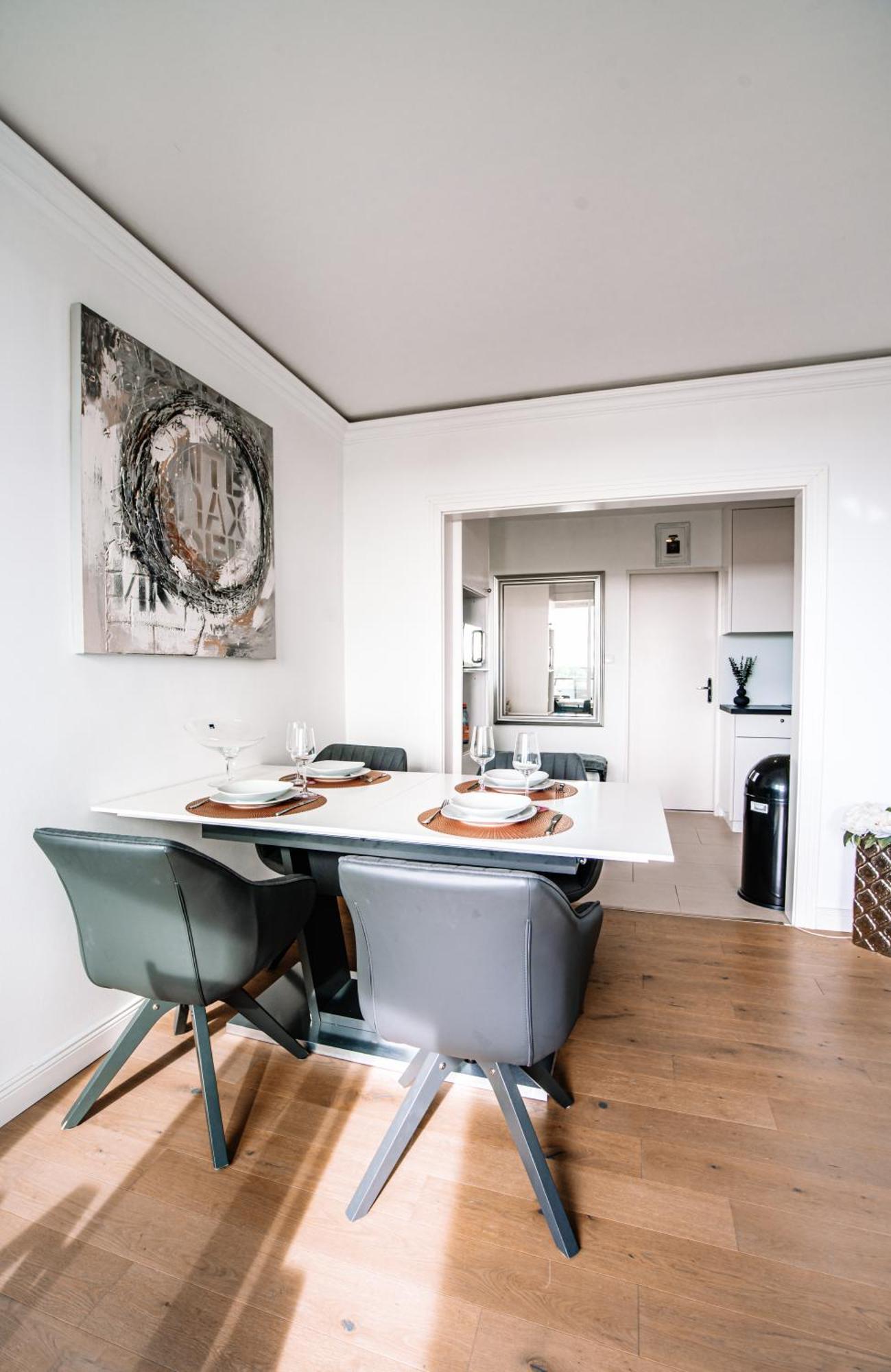 Apartment Am Neuen Teich -Balkon- 4 Personen -Waschmaschine 沃尔夫 外观 照片